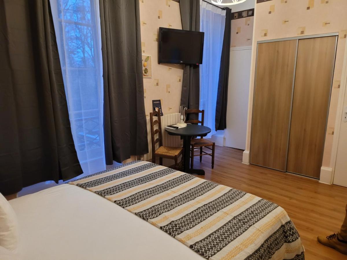 Le Chalet Montegut Coulandon Εξωτερικό φωτογραφία